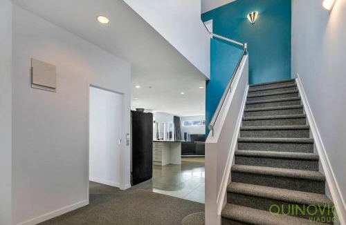 Auckland Central Business District Apartment | QV Stays Stunning Downtown Executive Penthouse