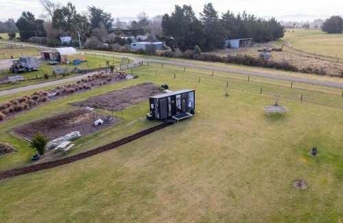 Waikuku Beach House | The Morning Meadow X by Tiny Away