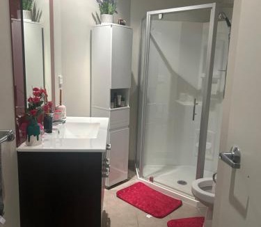 Hillsborough House | Home stay Room in Auckland
