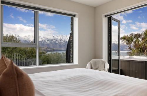 Fernhill Villa | The Views and Spa 4BRM