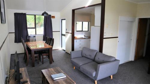 Opononi Hotel | Opononi Hotel