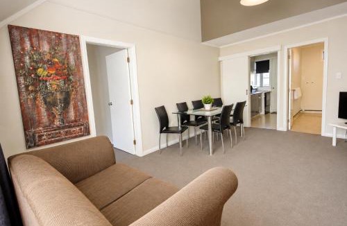 Lower Hutt Hotel | Champers Motor Inn