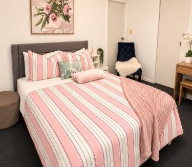 Lower Hutt House | The Trimendes Guesthouse
