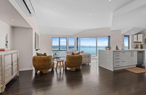 Sumner House | The Coastal Haven Villa