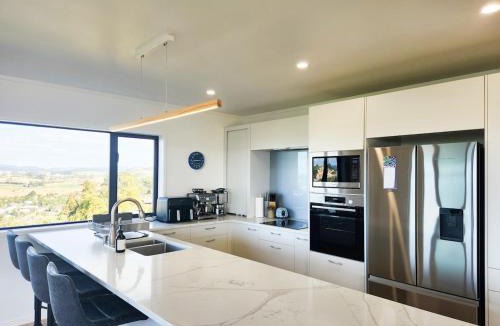 Hahei Apartment | Tirohanga a Hei - The view of Hei Adults only
