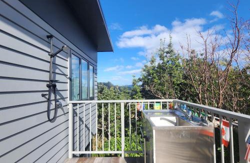 Hahei Apartment | Tirohanga a Hei - The view of Hei Adults only