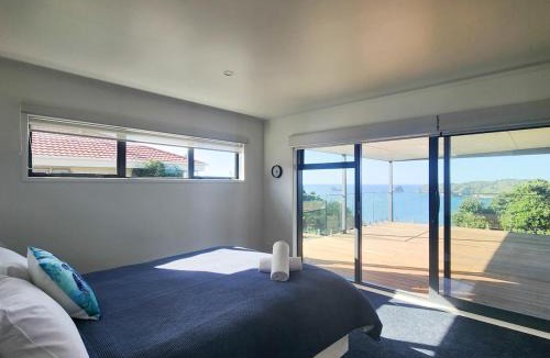 Hahei Apartment | Tirohanga a Hei - The view of Hei Adults only