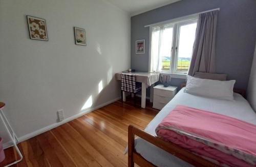 Te Miro House | self check-in accommodation in Waikato