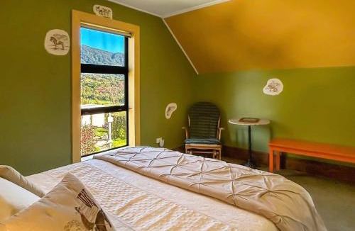 Patons Rock Villa | Hack'n'Stay Adventure Farm - Paton's Rock