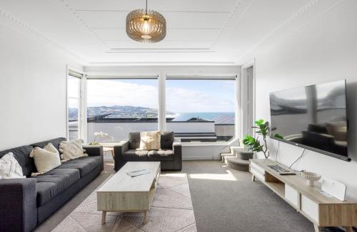 St. Clair House | St Clair Heights Panoramic Views
