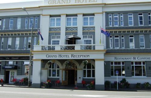 Whanganui Hotel | The Grand Inn