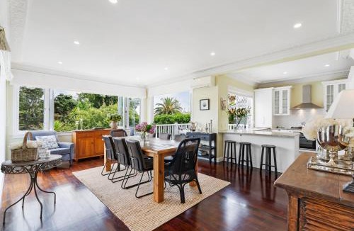 Mission Bay Villa | The Rose Cottage by Homello