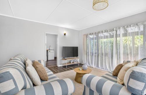 Whanganui Villa | The Little Blue Cottage