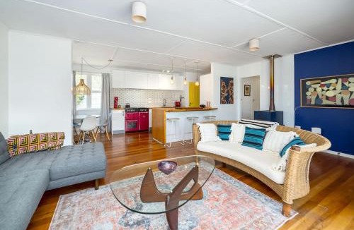 Martinborough House | Little Blue Bach, Martinborough