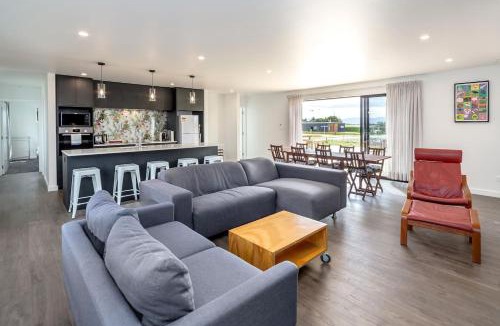 Martinborough House | 53 Burgundy, Martinborough