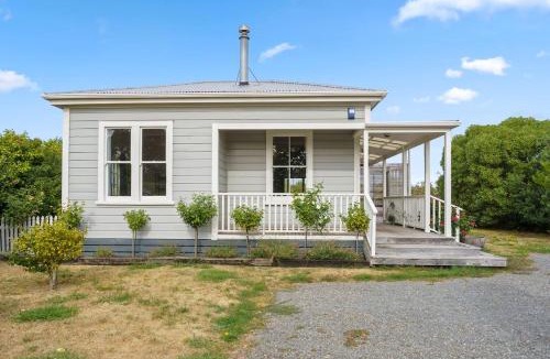 Martinborough House | Applecross Cottage, Martinborough
