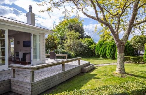 Martinborough House | Syrah Serenity, Martinborough