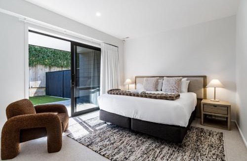 Raglan House | 3 x Townhouses