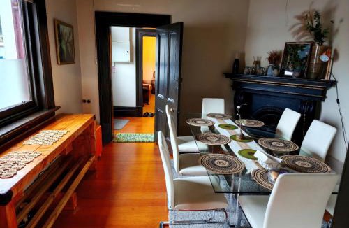 Lawrence House | The historical Bank house 4