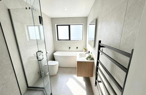 Howick Villa | 观澜小屋