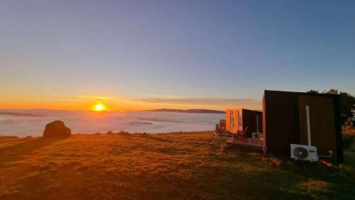 Kawaha Point House | Aorangi Peak Cabins 8 by Tiny Away