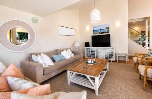 Palm Beach House | Island View - Stay Waiheke