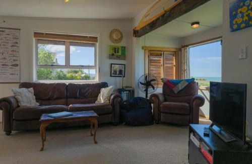 Bay View House | Holiday homes in New Zealand