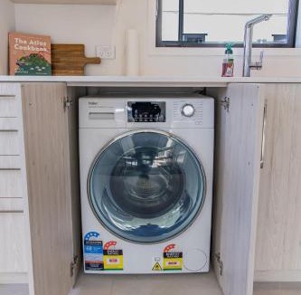 Lower Hutt House | Cozy 1BR Wellington Retreat in Fairfield