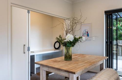 Taupo House | Escape to Taupo