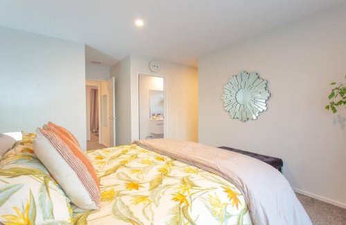 Prebbleton House | Quiet & Warm House Parking Sleeps 7, 19 mins from CHC airport