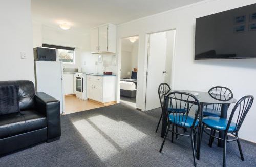 Waikanae Hotel | Kapiti Gateway Motel