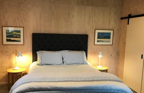 Kaimiro House | Tremorne Stay - the ultimate cosy couple cottage