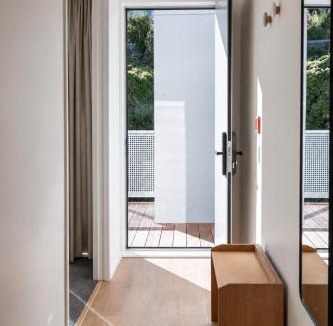 Lyttelton Apartment | Entire home in Lyttelton, New Zealand