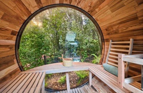 Okere Falls House | Okere Bush Retreat - Sauna Spa Sleeps 8
