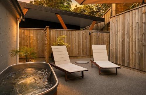 Okere Falls House | Okere Bush Retreat - Sauna Spa Sleeps 8
