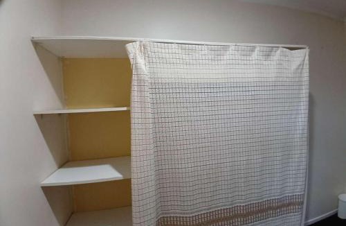 Sandringham House | Comfortable Private Room near St Lukes