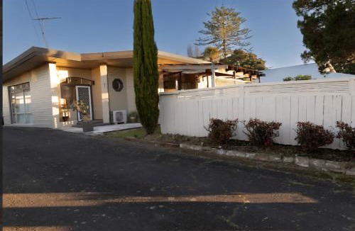 Manurewa House | Cosy Family Home- Manurewa