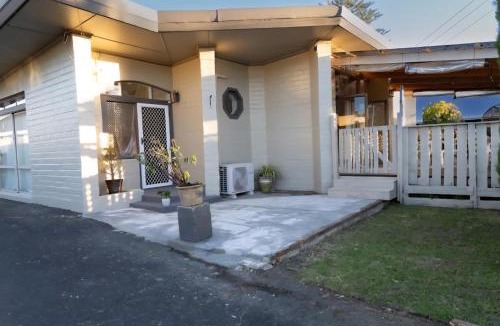 Manurewa House | Cosy Family Home- Manurewa