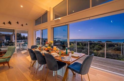 Rings Beach House | Rings Beach Retreat - Award Winning Property
