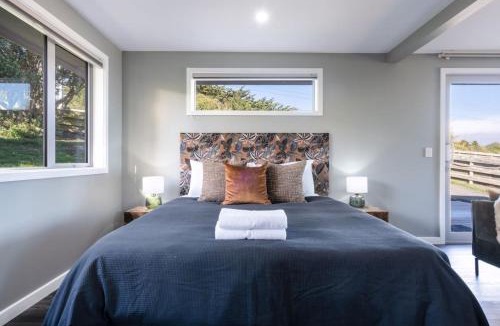 Dunedin House | Coastal Escape o Your Getaway