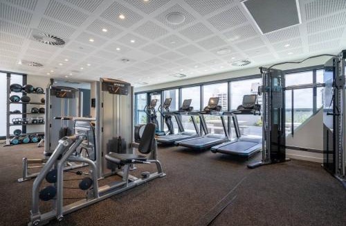 Auckland Central Business District Apartment | Penthouse Pacifica I Panoramic Views, Lap Pool, and Spa
