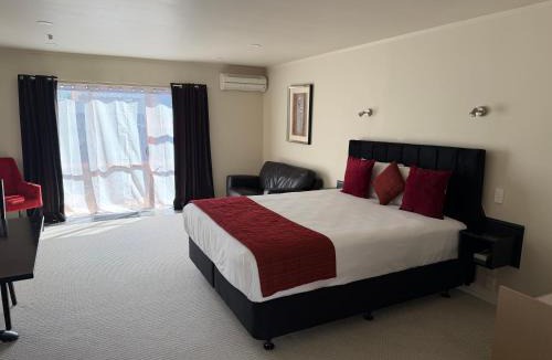 Hastings Hotel | Valdez Motor Lodge