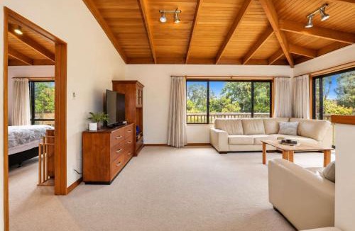 Pohara House | Pohara Sands - Family Beach House