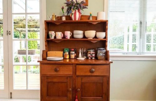 Leamington Bed & Breakfast | Robyn's Nest