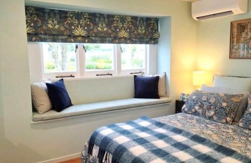 Leamington Bed & Breakfast | Robyn's Nest
