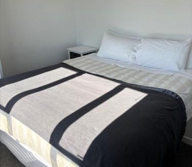 Rerewhakaaitu House | The Cottage