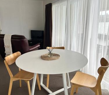 Omapere Apartment | Hokianga Harbour Views