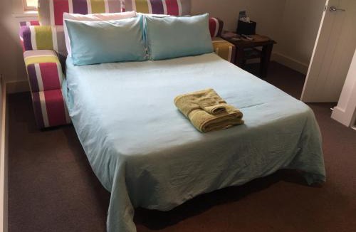 Lower Hutt House | Davidsons Luxury Homestay