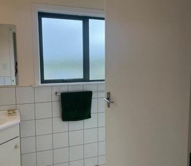 Ruakaka Apartment | Ruakaka Beachhouse with Seaview