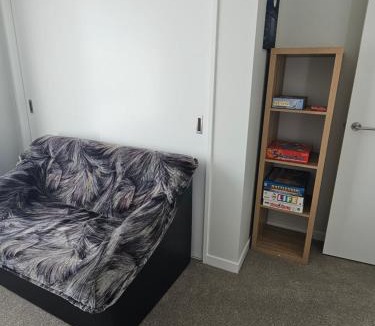 Devonport Bed & Breakfast | Retreat on Regent